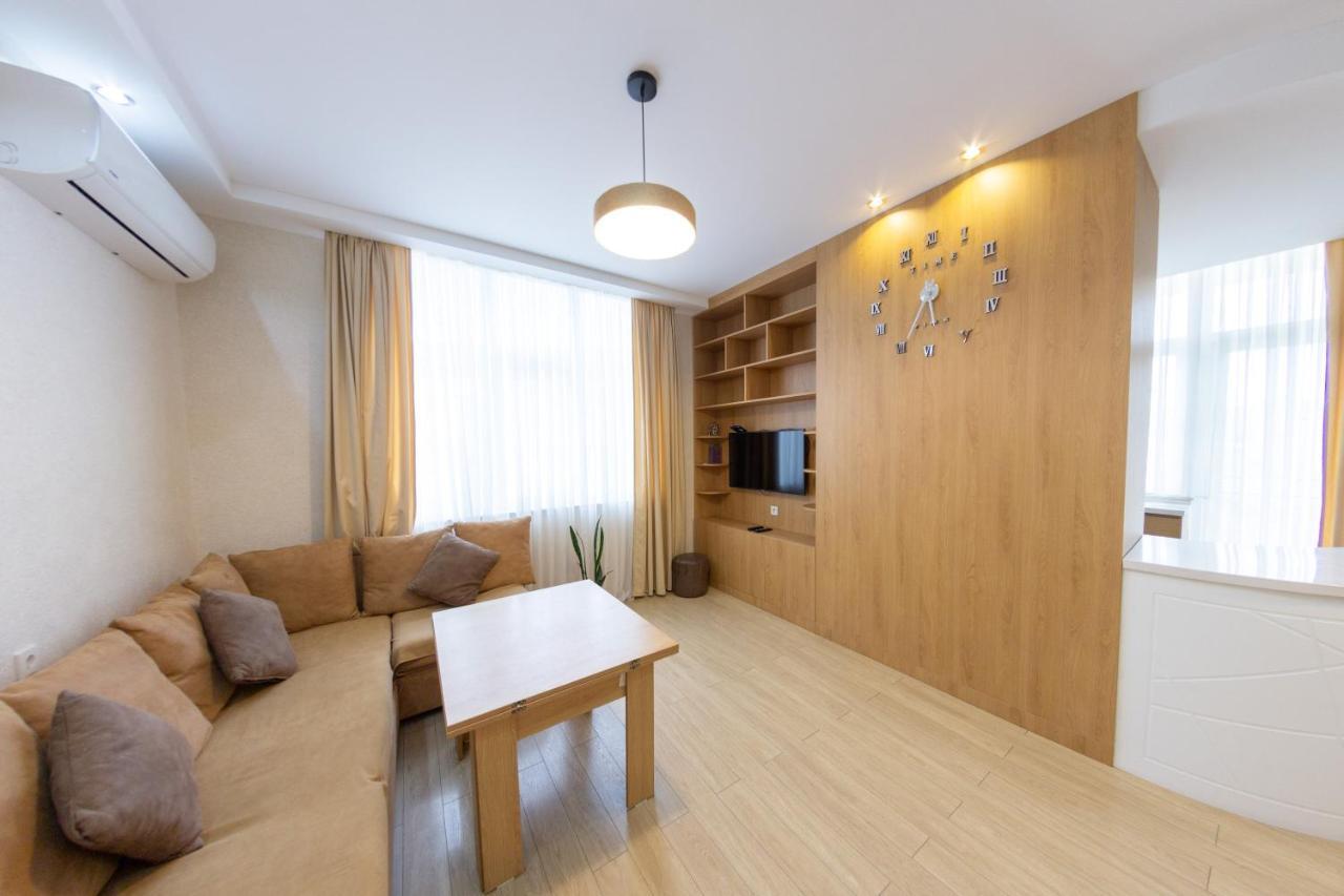 5 Apartment In One Boulding - Near Stadium Батуми Экстерьер фото